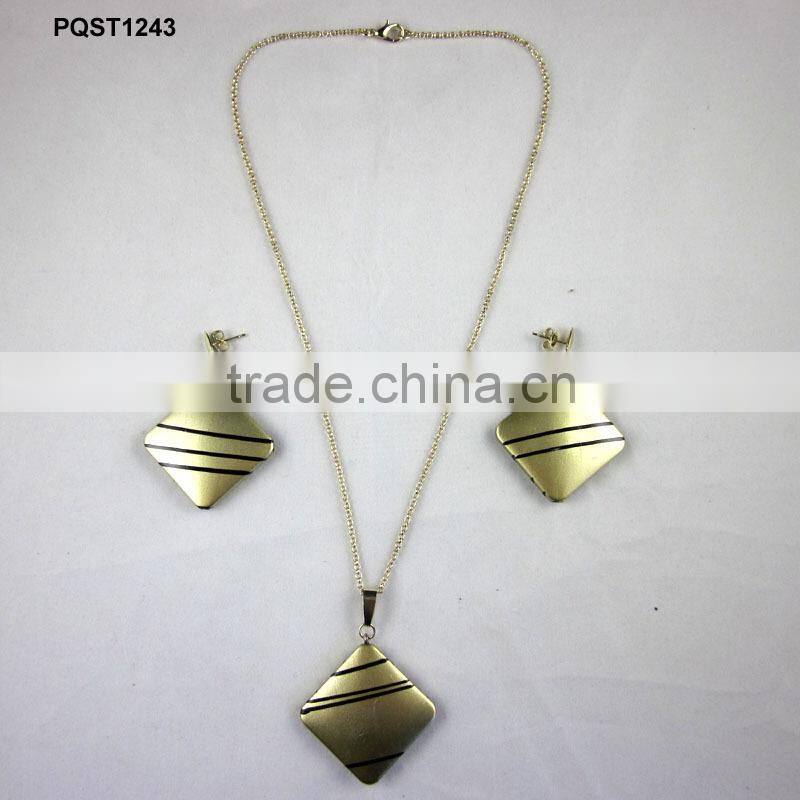 wholesale newest design metal ball necklace and earrings gold jewelry set