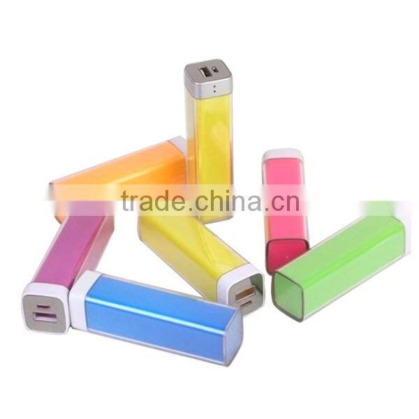 Hot Sale Connect With USB Cable Then Can Charging 2600 Smart Mobile Power Bank