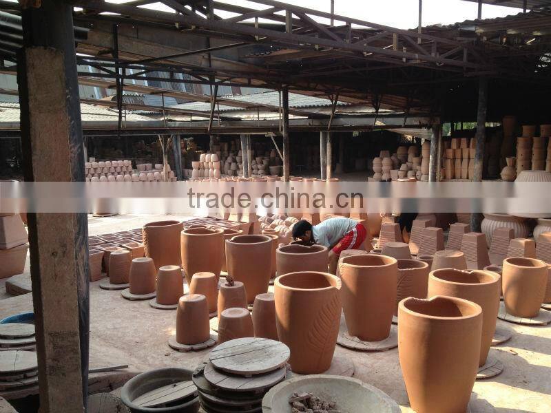 Vietnam Outdoor terracotta flower pottery pot
