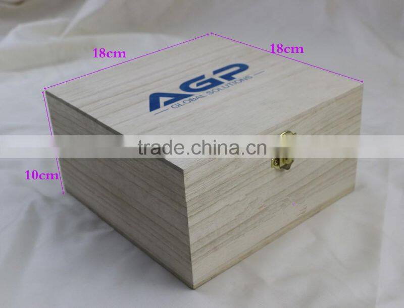 Eco-friendly wooden pine essential oil box with dividers