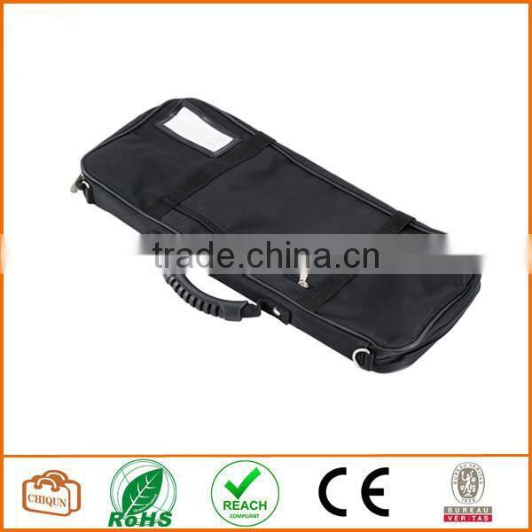 12 Pocket Single-Zip Knife Case