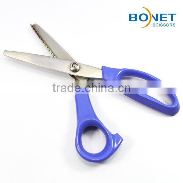 S21003S CE certificated 9" Plastic handle pinking shear home scissors set