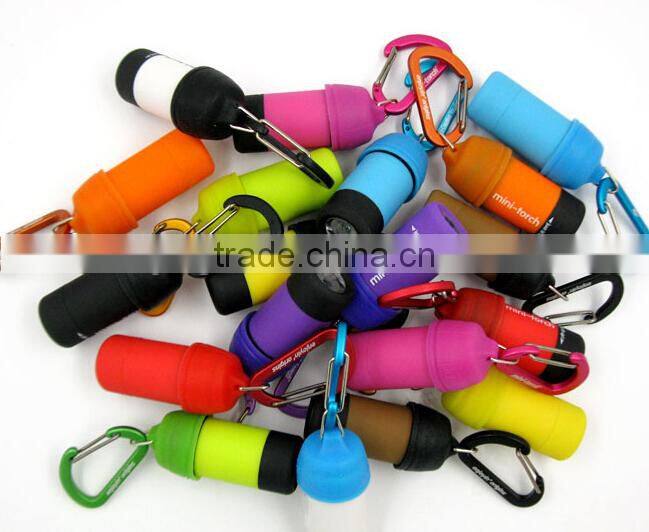 2015 Hot Cheap Aluminium alloy customized rechargeable mini logo led flashlight