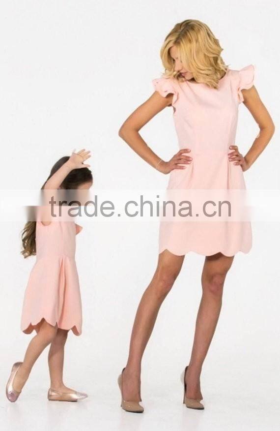 High Quality Pink Ruffles Sleeves Mommy And Baby Matching Short Frock Designs Dress Women Casual