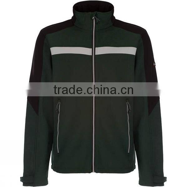 Winter OEM Mens full-zipper softshell jacket with hood