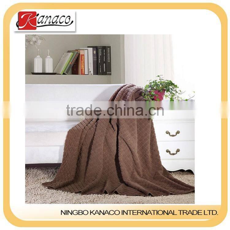 New Design Fashion Low Price Microfiber Polyester Blanket