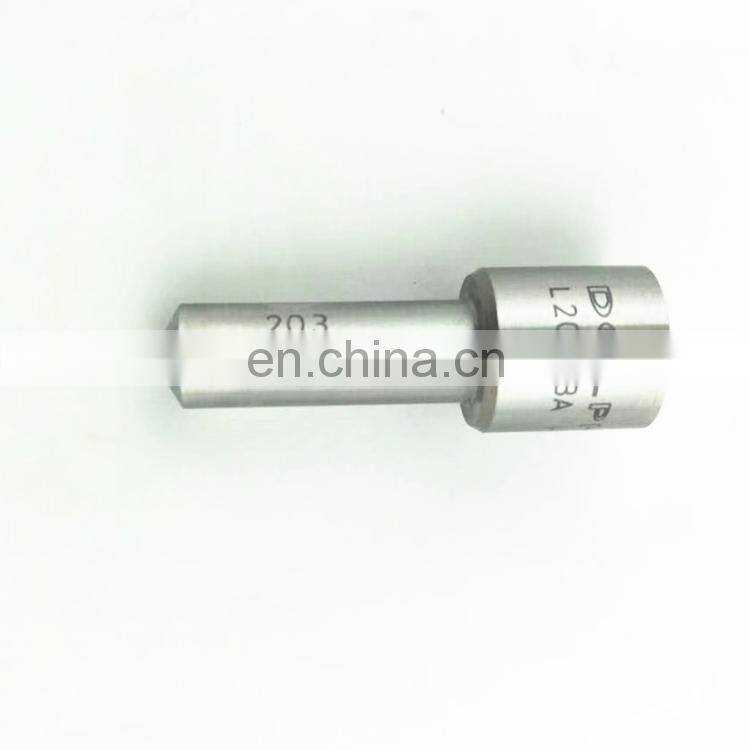 Howo diesel fuel injector VG1560080276 nozzle L203