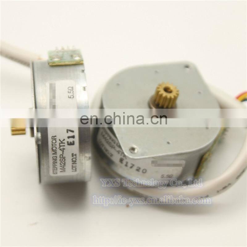 M42SP-4TK 24V miniature 4-wire 5.5 ohm 42 stepper motor