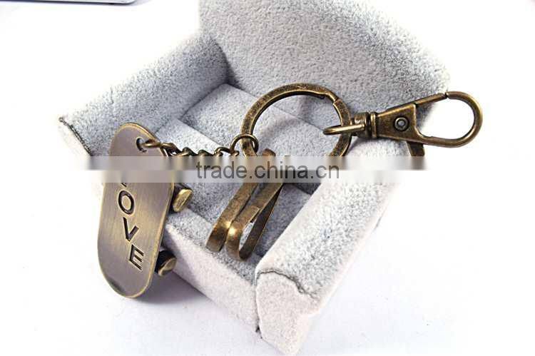 Factory oem custom logo skateboard alloy metal keychain models