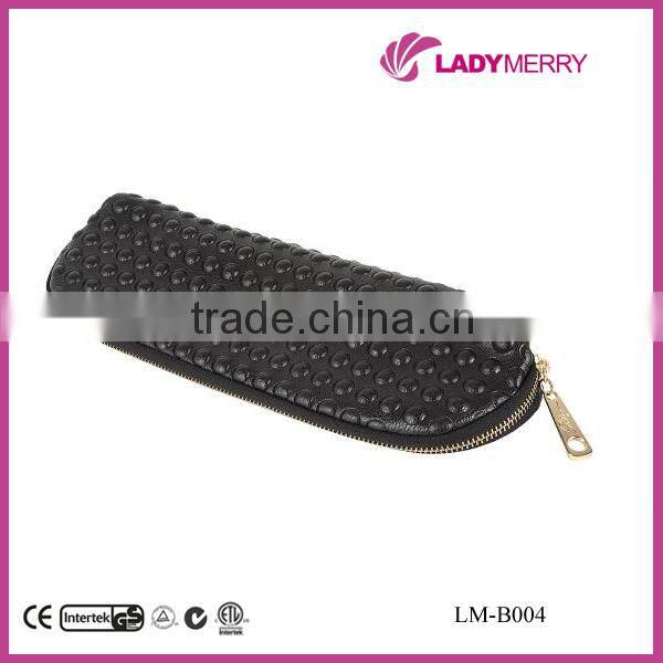 Hair curler bag with heat resistant