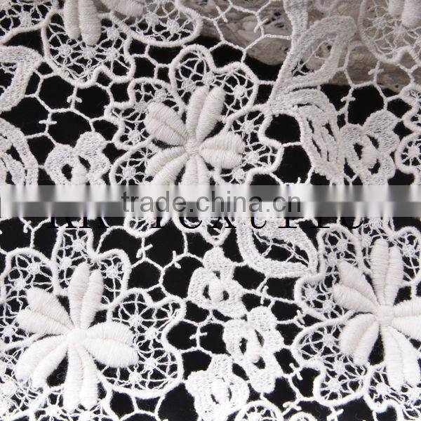 2014 Hottest embroidery fabric #8797 little flower white lace flower girl dress