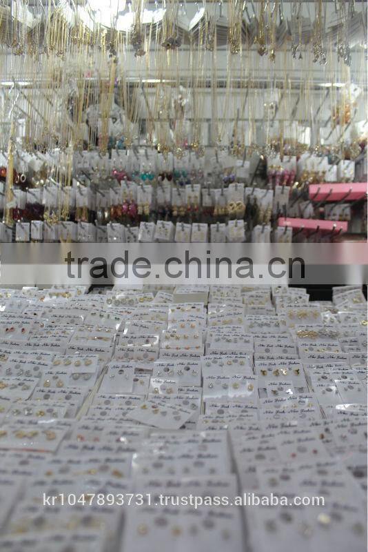 wholesale accessory market in Korea, Purchasing agency, Buying agent, fashion accessory, Korea necklace, seoul market, korea mar