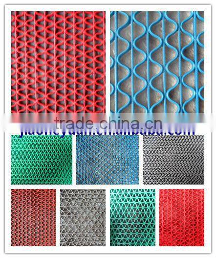 S shape plastic carpet production line