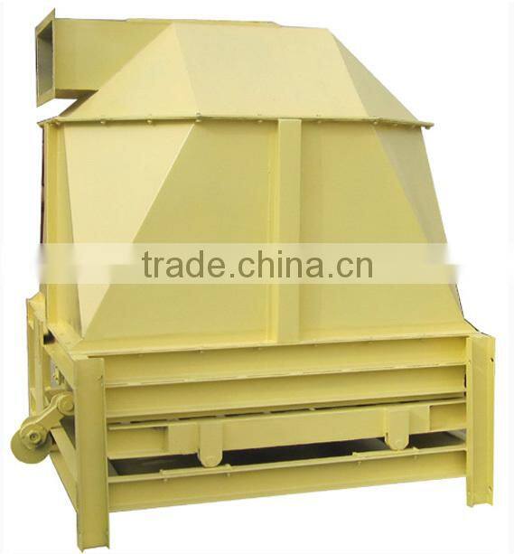 Animal feed pellet cooler