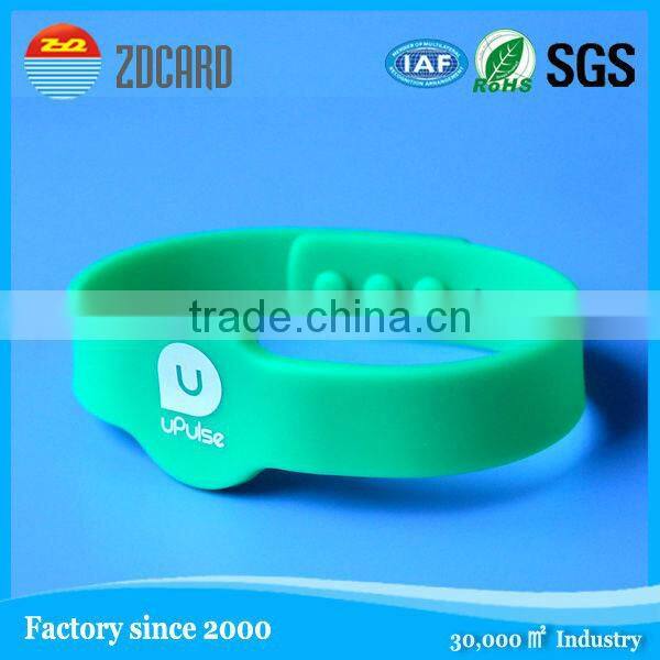 cheap price high quality custom nfc wristbands rfid silicone bracelets