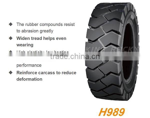 Wide tread rubber pneumatic forklift tire 700-12