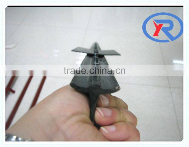 1.25Lbs Studded T Post