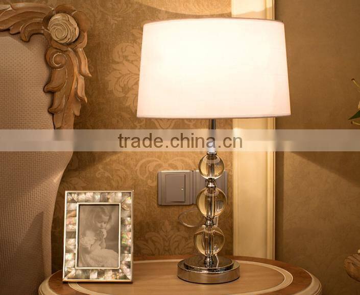 Concise modern design K9 crystal table lamp with fabric lampshade