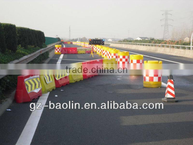 Roto Mold Construction Barricades