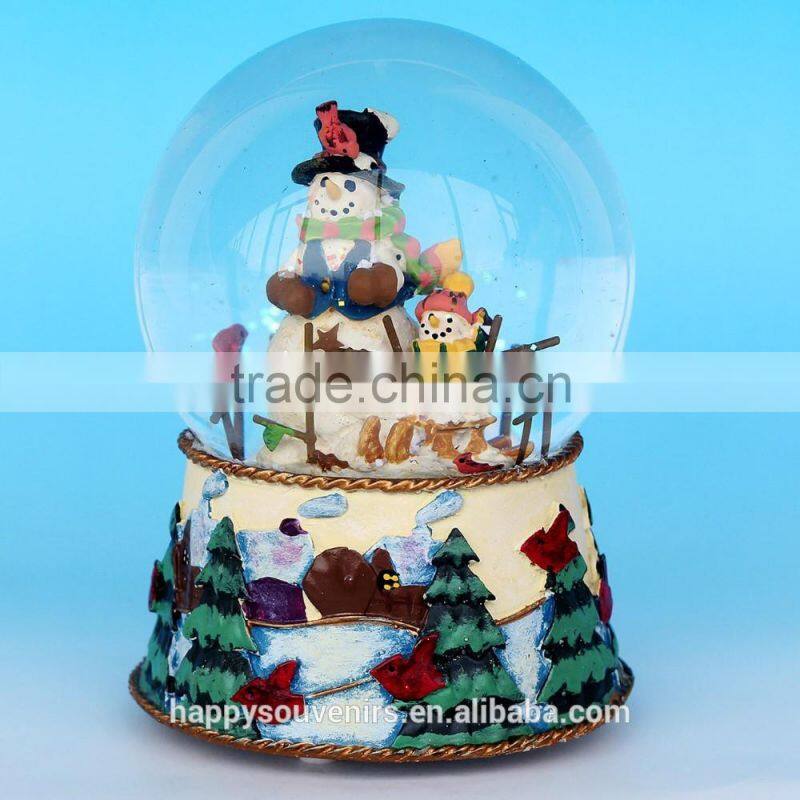 2016 High Quality Christmas Snow Globe with Music Function