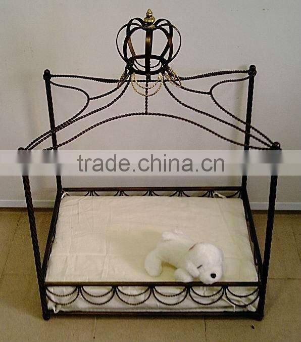 IRON PET BED