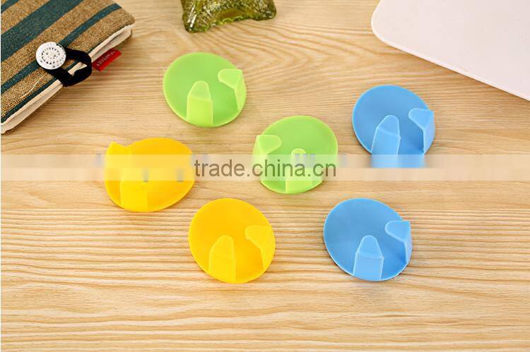 Wholesale high quality Plug hook Plug sticky hook plastic plug hook