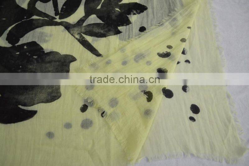 Fashion new summer lady print floral dot rayon 100%viscose hot scarf