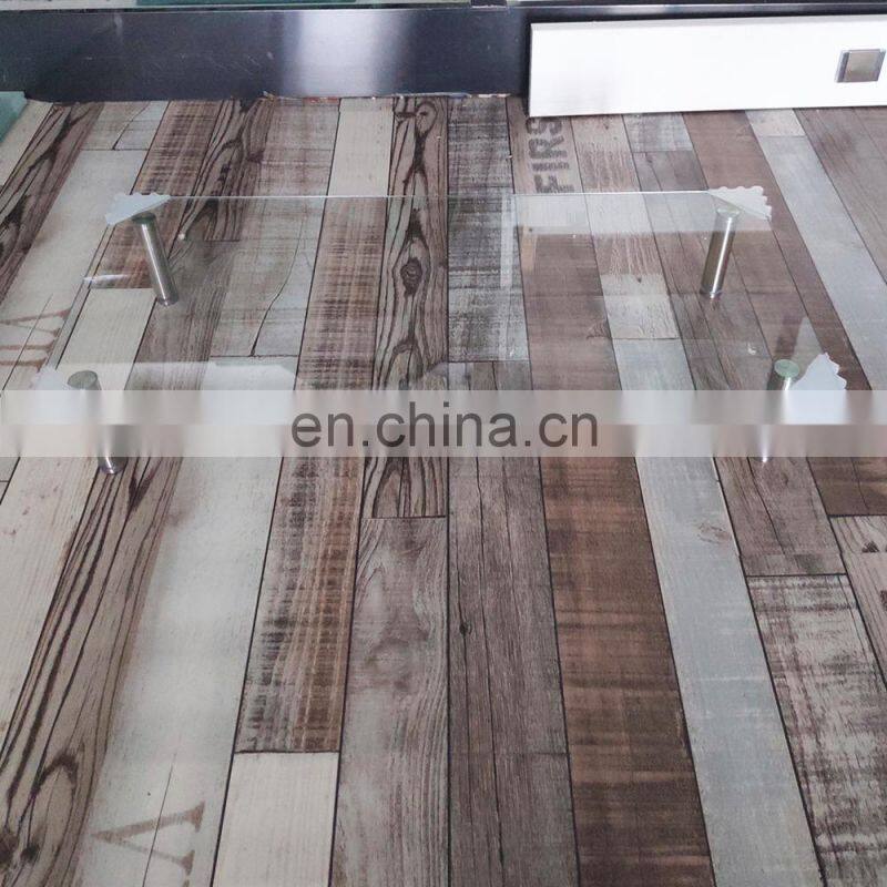 Strong and easy to clean glass table top with  professional polishing