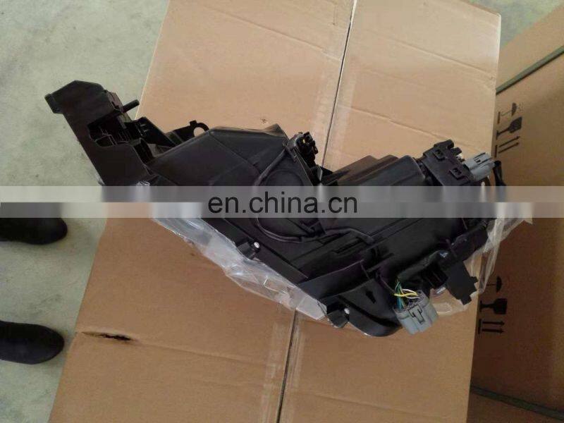 Car body parts usa type front light headlamp headlight for M3 Axela 2014 2015 2016