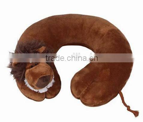 plush u shape travel pillow/plush santa u shape pillow
