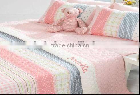 Lovely cat children quilt