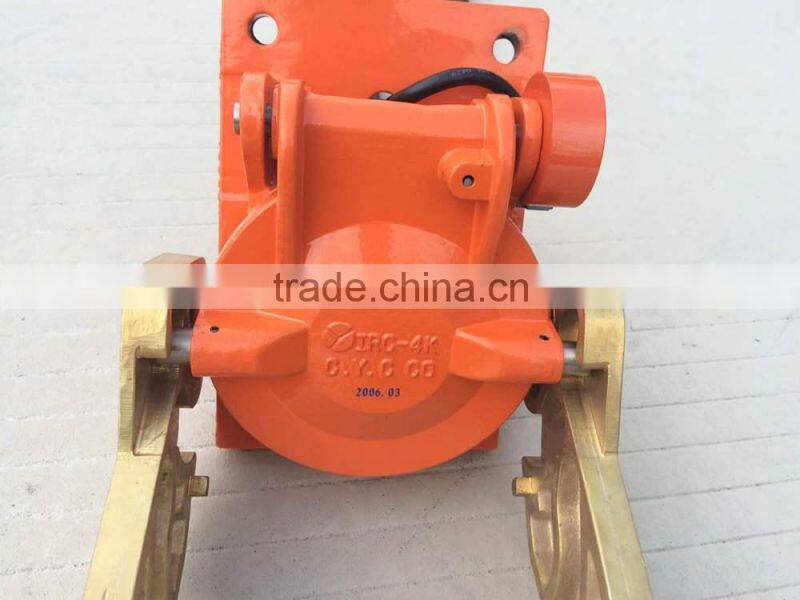 three-phase power electric connection device of railway rolling stock side