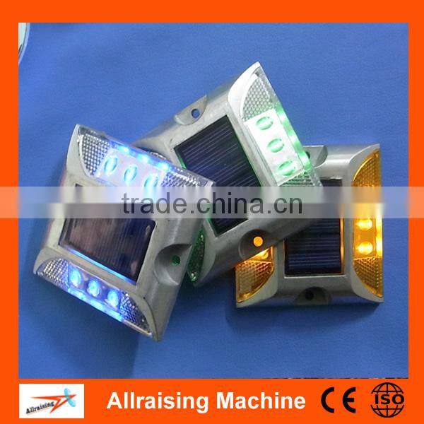 Solar aluminum pavement LED marker