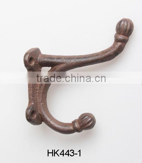 CAST IRON SKELETON KEY HOOKS SET 3