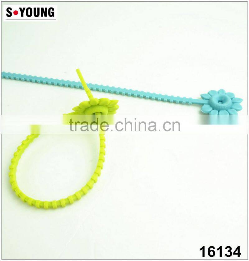 16134 flower shape Silicone Multi-Use Tie Wraps