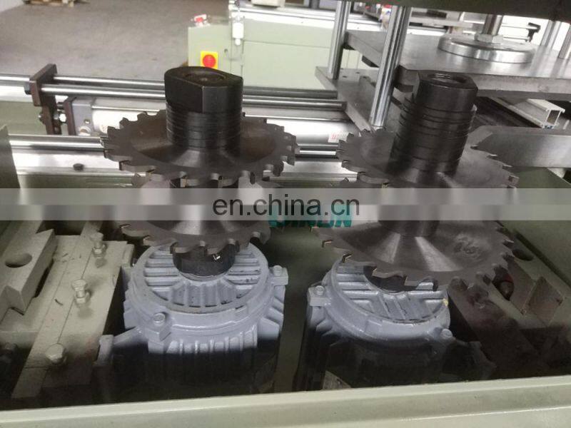 Small UPVC Aluminum Window Door End Milling Cutting Machine