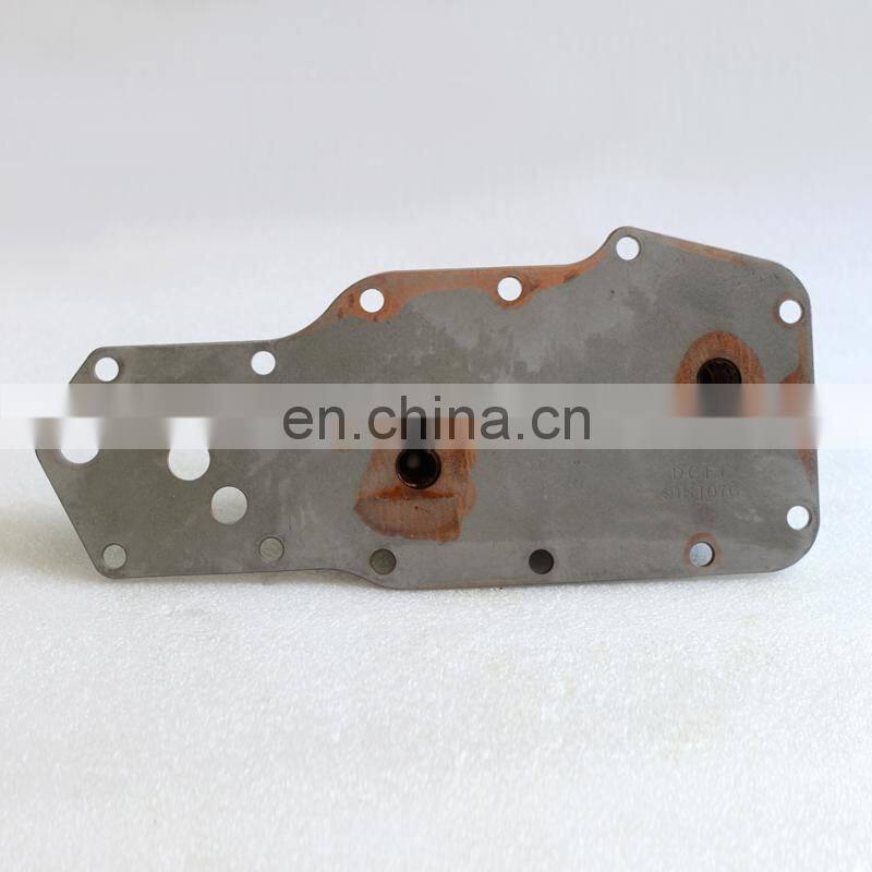 Engine Cooling System Oil Cooler 3921558 3957544 for 6BT 122H7 Truck