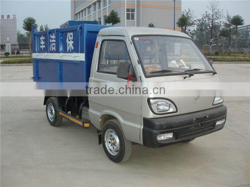 DongFeng Gasoline Rubbish Collector Truck