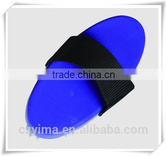 wooden back horse body brush with nylon strap