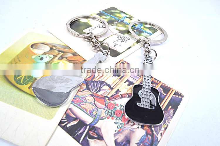 guitar shape 2016 trending products keychains wholesale