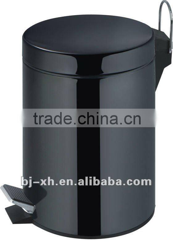 Stainless Steel Trash Can (with Foot Pedal)