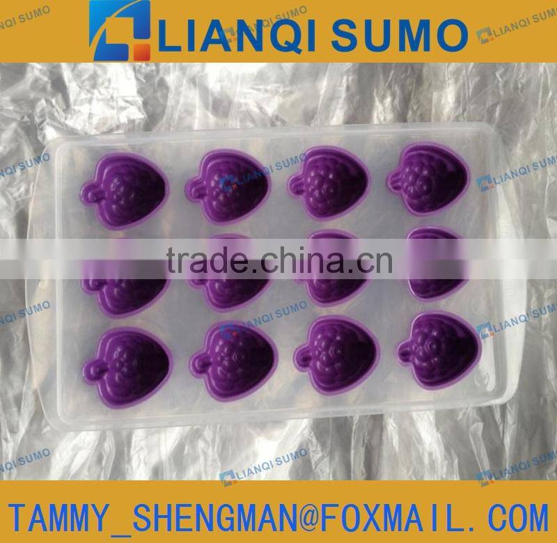 LFGB/FDA Food Grade plastic ice cube mould with heart shape