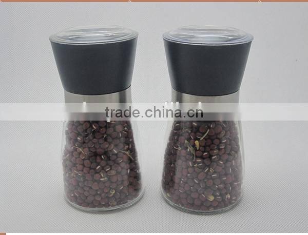 Packaging manually sugar