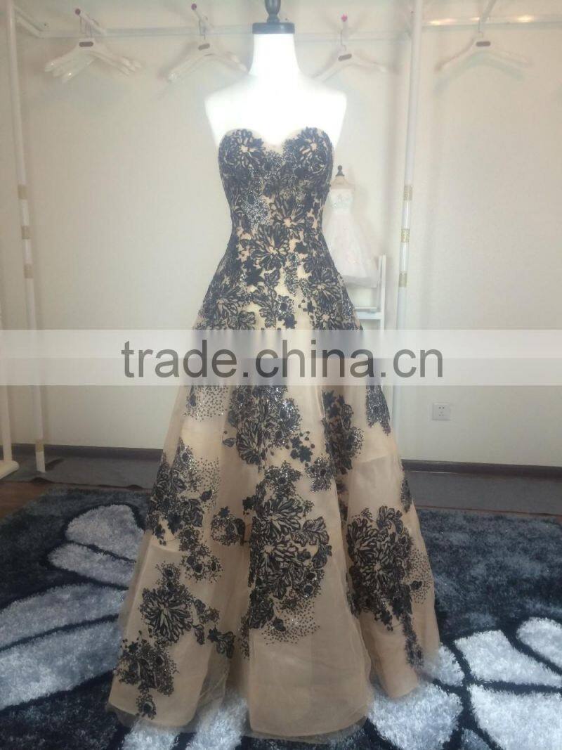 (JBH2016-29) MARRY YOU White Black Lace Overlay Wedding Dress