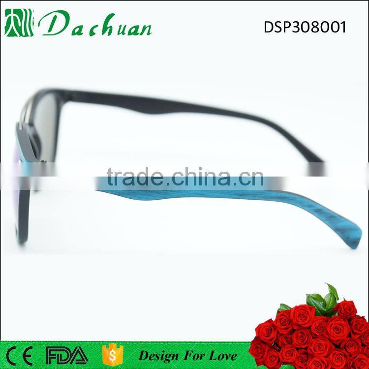 2016 summer design high quality PC injection unisex fake wood sunglasses mirror coating lens