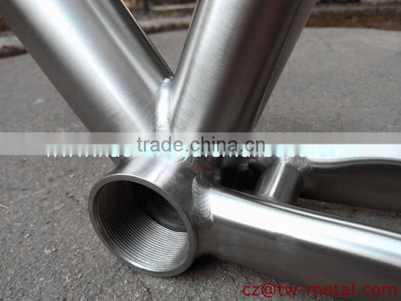 2016 fashionable Titanium track bike frame customized titanium bicycle part