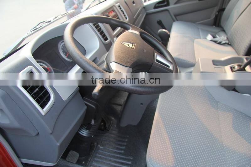 China brand Sinotruk 5 ton light dump truck for sale