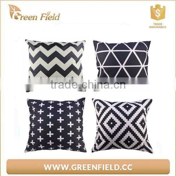 Christmas gift kraft paper ripple Throw Pillow