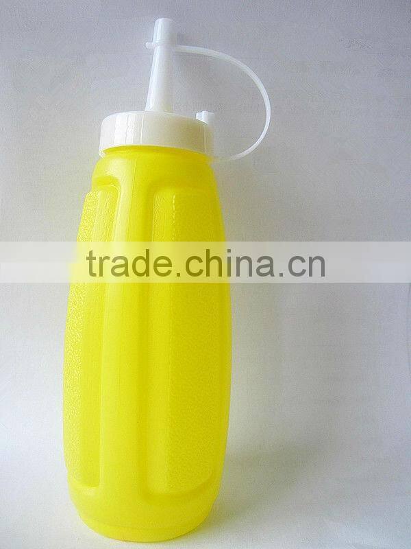 kitchen plastic sauce bottle