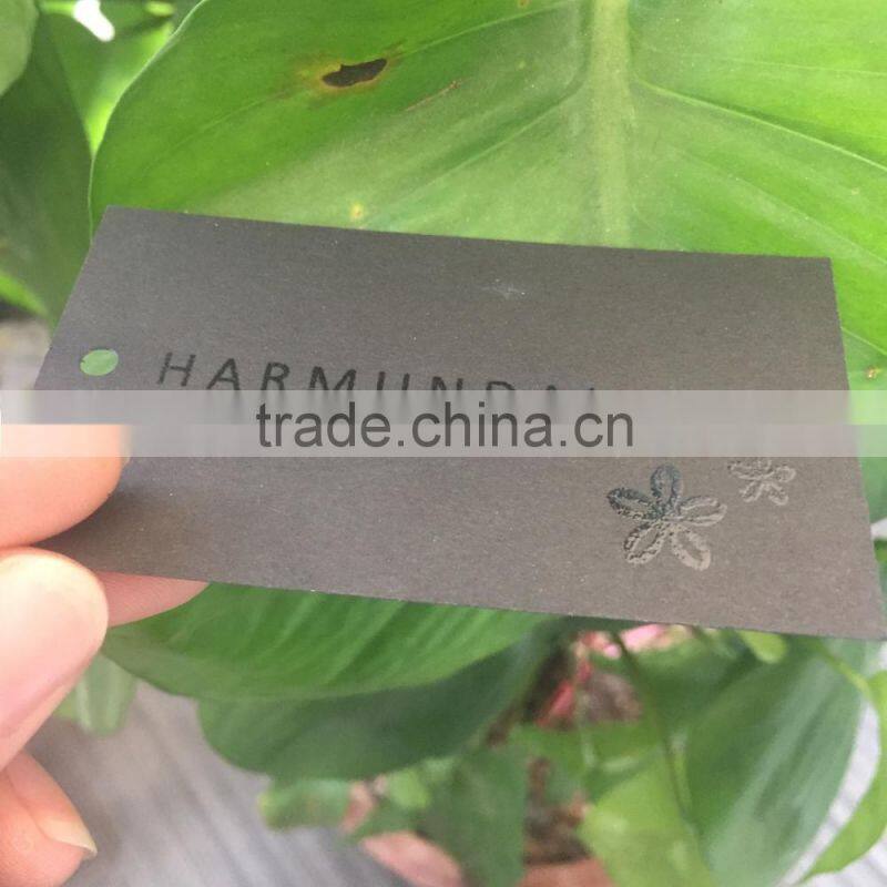 2016 custom garments black cardboard paper spot UV logo hang tags